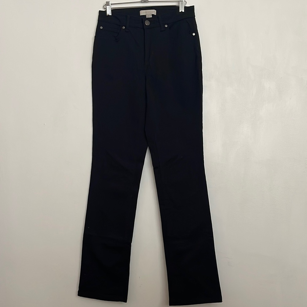Laura Ashley Jeans Size 4 Tummy Slimming Straight Leg New Without Tags.